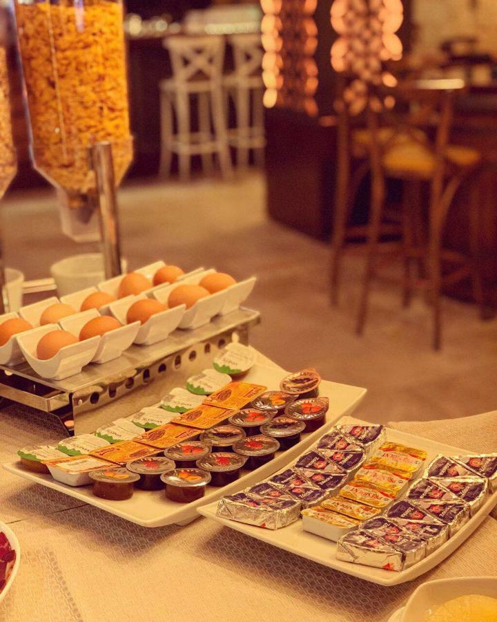 זניקה Carpe Diem Boutique Hotel מראה חיצוני תמונה