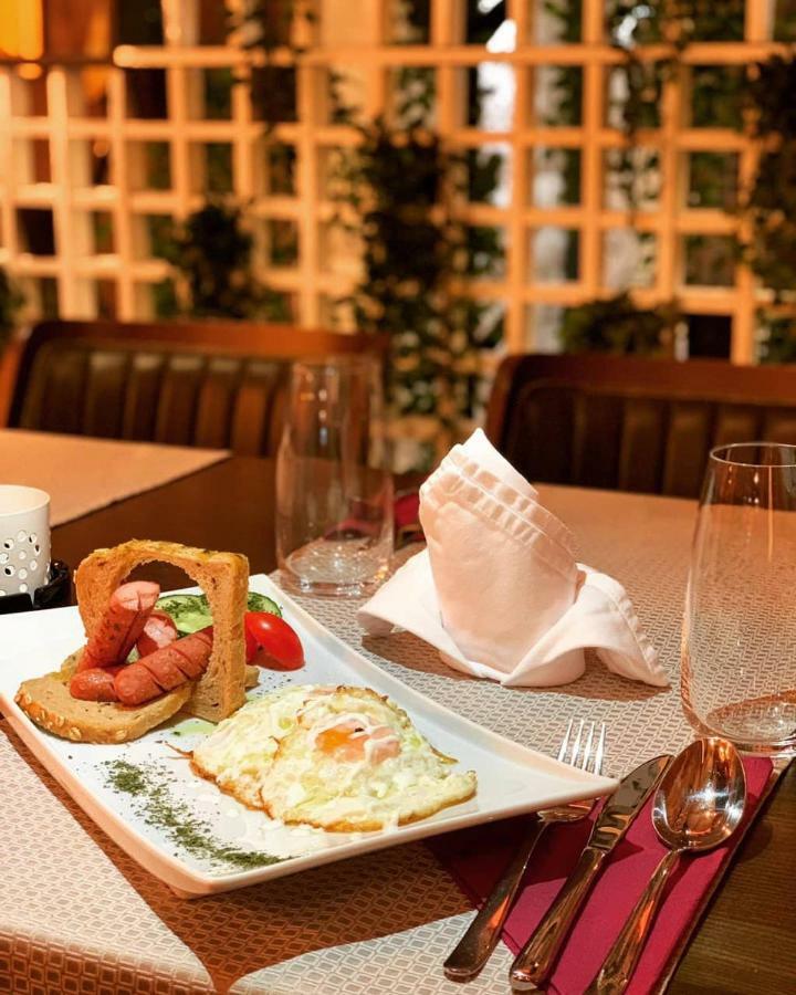 זניקה Carpe Diem Boutique Hotel מראה חיצוני תמונה