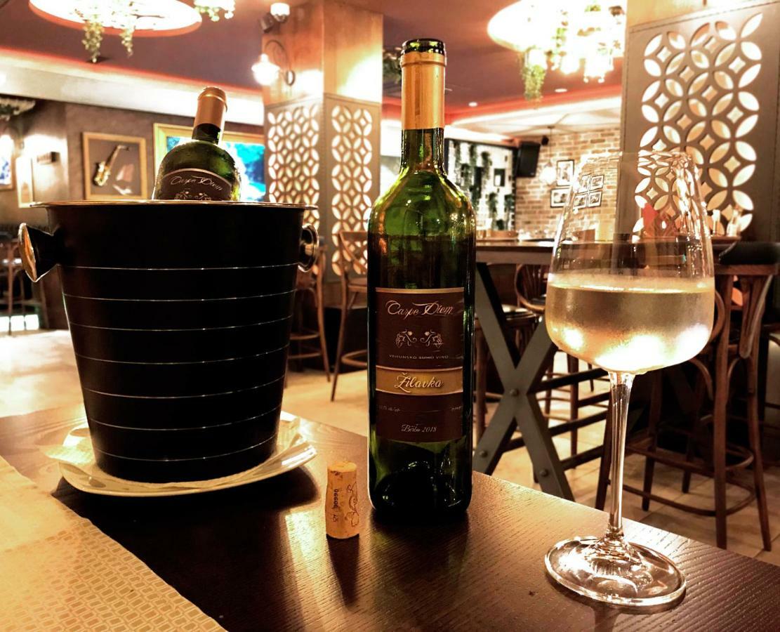 זניקה Carpe Diem Boutique Hotel מראה חיצוני תמונה